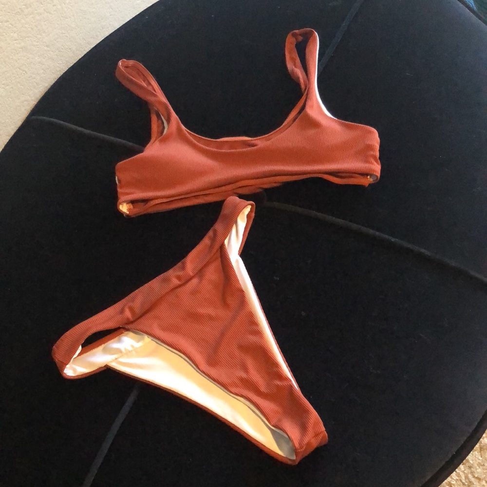 SHEIN Rust Orange Ribbed Bikini Set - Picture 2 of 5